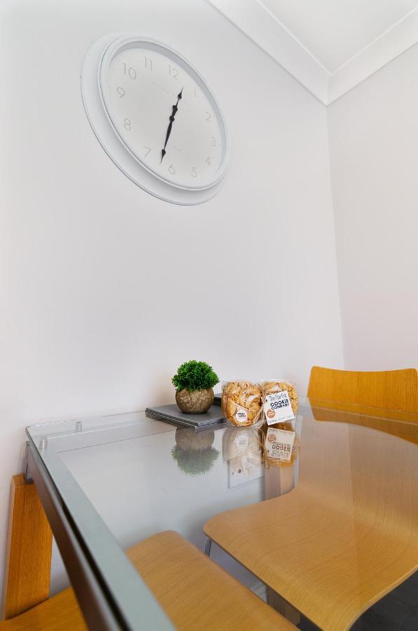 4Br Townhouse Wbalcony Free Parking Fast Wi-Fi Villa นอร์ริช ภายนอก รูปภาพ